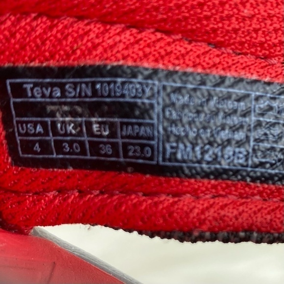 TEVA SANDALS - Picture 9 of 9